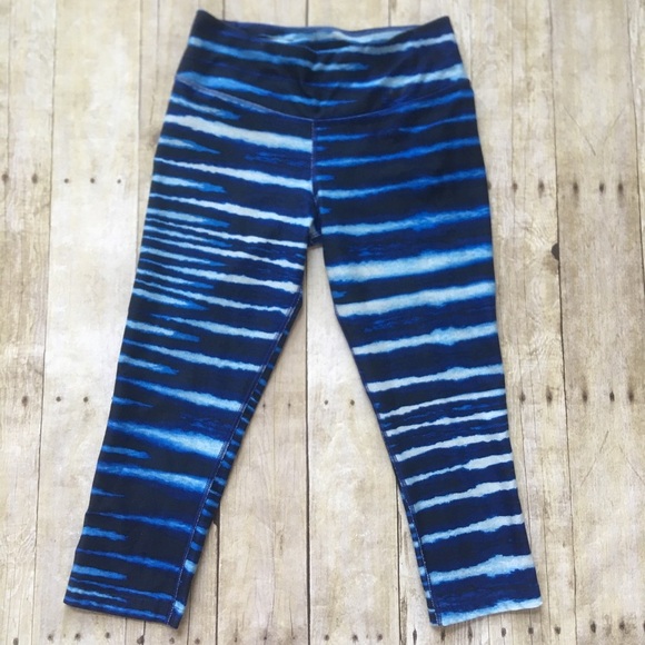 Nike Legendary Ten Less Plastic Bottle Capris - Picture 1 of 7